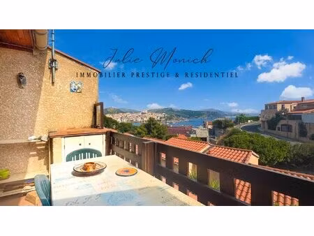 maison avec vue mer  terrasses et garage