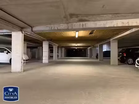 parking à louer - nancy (54) - 25€