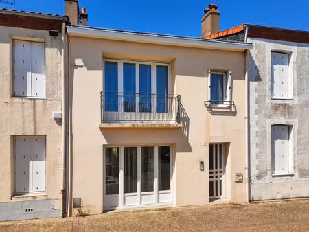 vente maison 4 pièces  134.00m²  saint