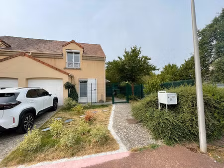 vente maison 4 pièces  83.85m²  saint