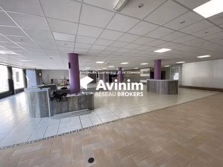 vente commerce saint martin le vinoux 38950 554m²