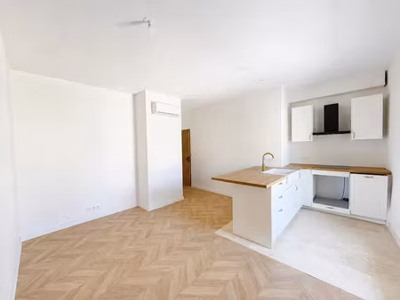 vente appartement 2 pièces 38.56 m² à uzès (30700)  119 000 €