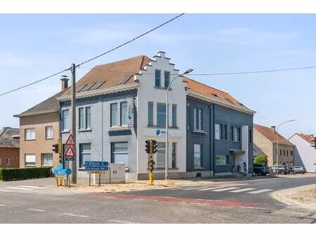 commercieel te koop in sint-pieters-leeuw