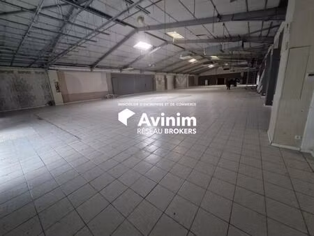location commerce claye souilly 77410 1200m²