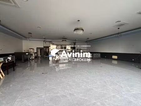 location commerce l isle adam 95290 350m²