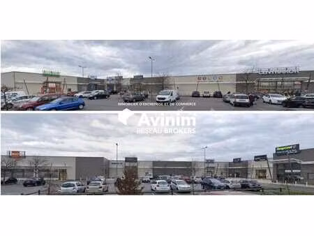 location commerce pierrelatte 26700 150m²