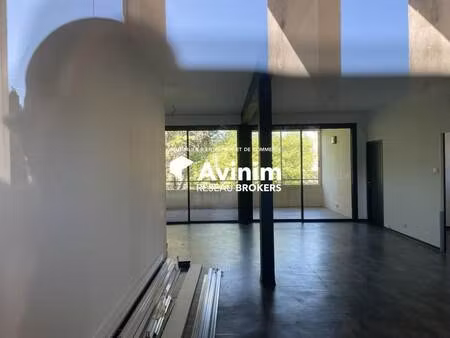 location bureaux 120 m²