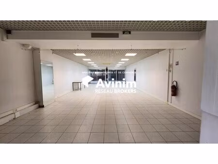 location commerce albi 81000 130m²