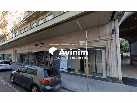 location commerce annemasse 74100 317m²