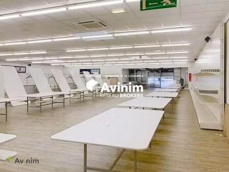 location commerce bruyeres 88600 700m²