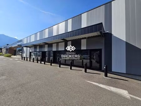 location commerce faverges seythenex 74210 332m²