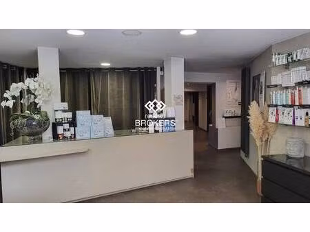 location commerce le havre 76600 180m²