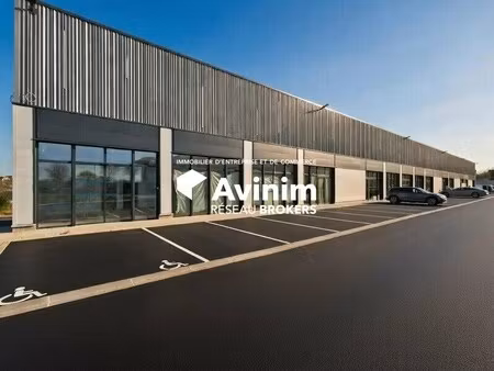 location commerce le thillay 95500 252m²
