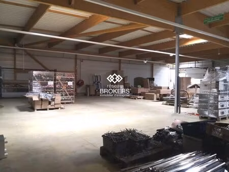 location commerce livarot pays d auge 14140 1245m²