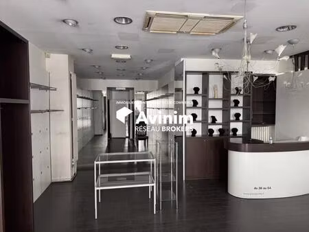 location commerce saint etienne 42000 130m²