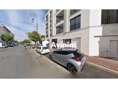 location commerce saint maur des fosses 94100 77m²