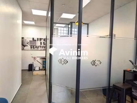 location commerce saint maur des fosses 94100 90m²