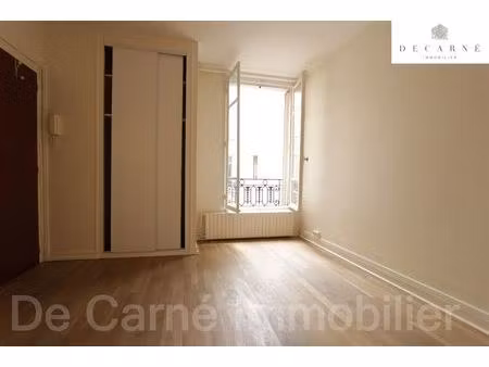 neuilly / studio / quartier louise michel