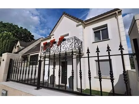 maison gressy 7 pièces 160 m2