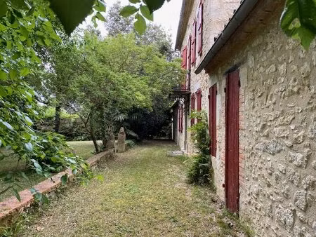 maison de charme avec grande dépendance