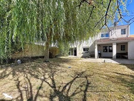vente maison 5 pièces 141 m² esnandes (17137)