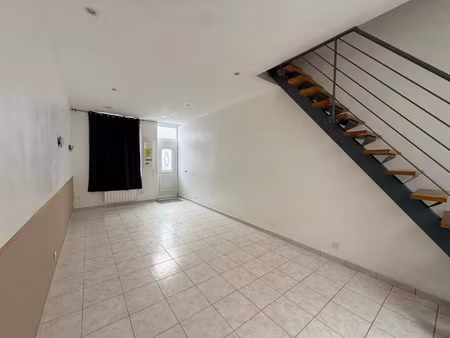 location maison 3 pièces 75 m² à armentieres (59280)  670 €
