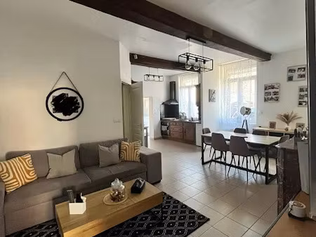 location maison 3 pièces 63 m² à busigny (59137)  585 €