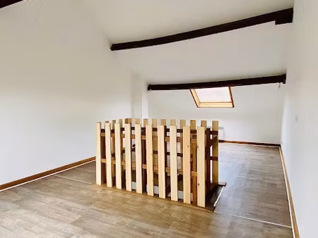 location maison 5 pièces 106 m² à halluin (59250)  808 €