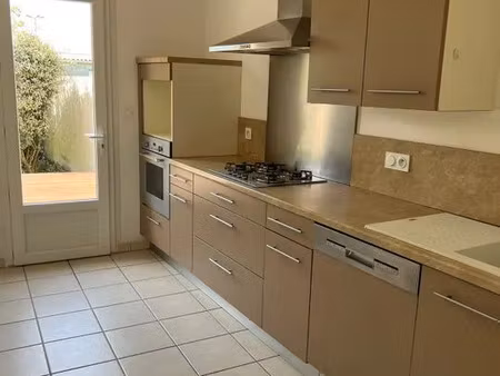location maison 5 pièces 108 m² à rochefort (17300)