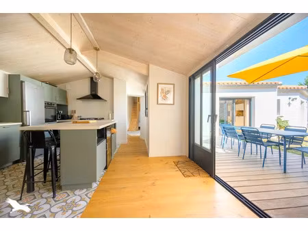 vente maison 4 pièces 116 m² sainte-marie-de-ré (17740)