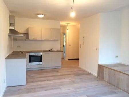 appartement te koop in brasschaat met 2 slaapkamers