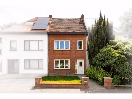 huis te koop in mortsel met 3 slaapkamers