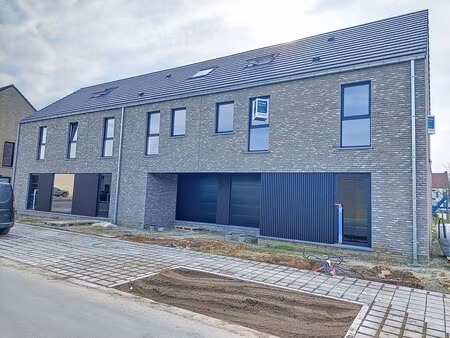 huis te koop in waregem met 3 slaapkamers