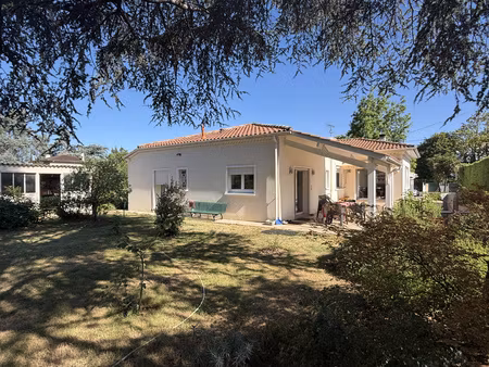 maison plain-pied 4 chambres en très bon état  villeneuve-sur-lot