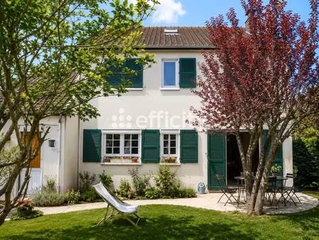 maison 8 pièces - 145 m²