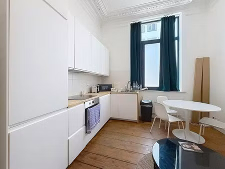 appartement à louer à rue du luxembourg ixelles (vbe50937)