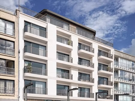 appartement te koop in zeebrugge met 2 slaapkamers