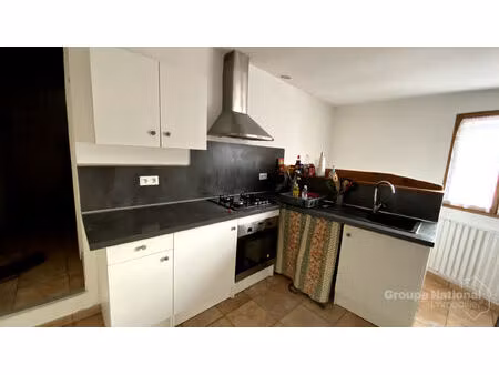 maison de village meublée à louer- t3 - ginasservis -