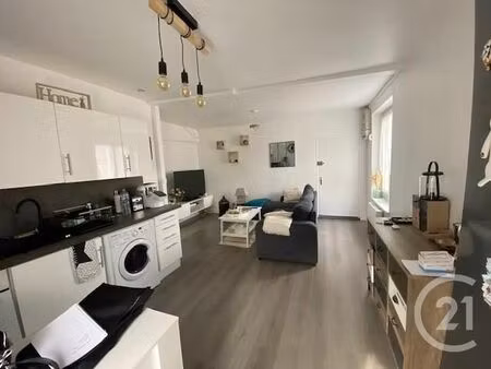 location appartement 3 pièces 45m² avon 77210