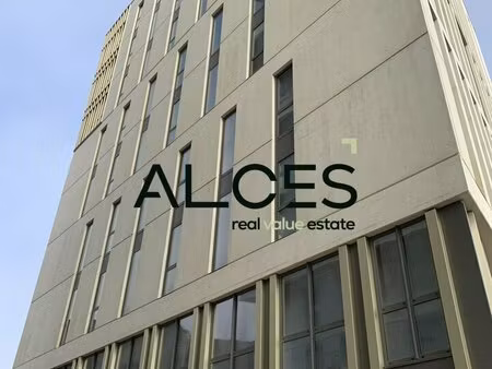 location bureaux 104 m² à 785 m²
