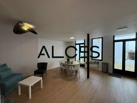 location bureaux 67 m²