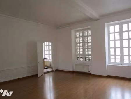 location appartement 3 pièces 80.77 m² à chalons-en-champagne (51000)  660 €