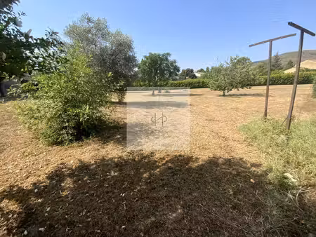 terrain à bâtir de 881 m² à alba-la-romaine