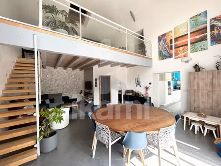 maison de 176 m2 avec piscine