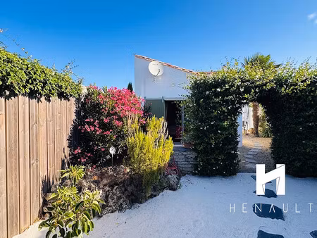 vente maison 6 pièces 148 m² à sainte-marie-de-ré (17740)  682 500 €