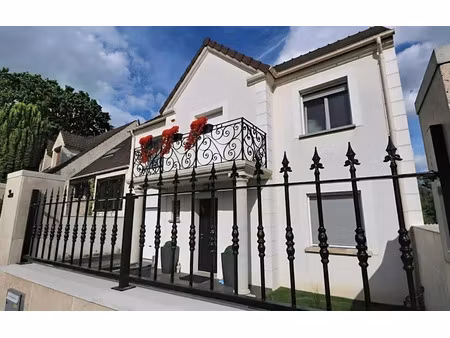 vente maison 7 pièces 160 m² à gressy (77410)  599 000 €