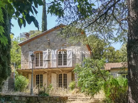 vente maison 7 pièces 180 m² à solliès-toucas (83210)  650 000 €