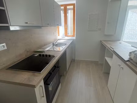 maison t3 de bourg avezé