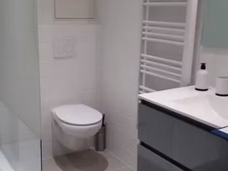 location appartement 3 pièces 55 m² à coutras (33230)