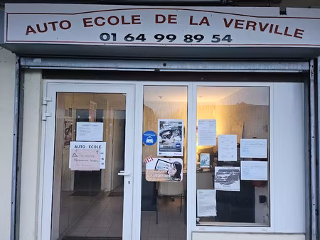 vente locaux professionnels 2 pièces à mennecy (91540)  30 000 €